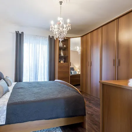 Paradise View Апартаменты